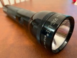 Maglight Flashlight with No Batteries