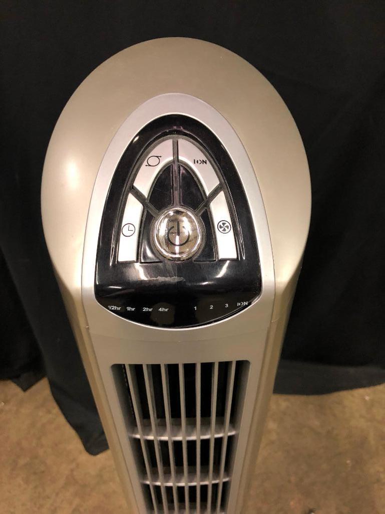 Lasko Fan, Model E20739, Plugged in and working! | Proxibid