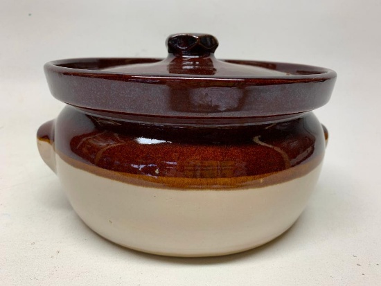 Stoneware Bean Pot W/Lid By Robinson Ransbottom Co., Roseville, Ohio