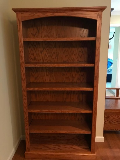 Oak 5-Shelf Bookcase W/Adjustable Shelves