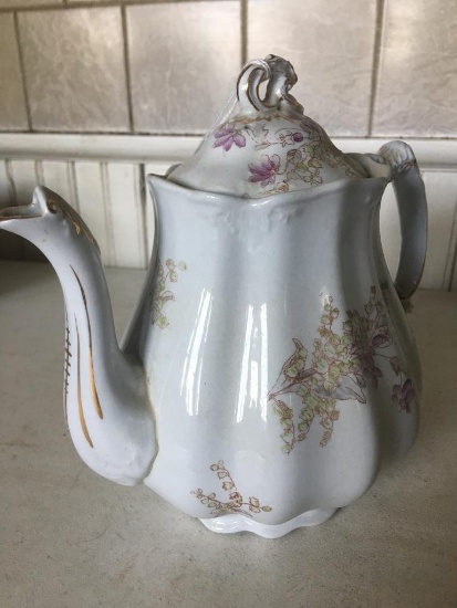 Vintage Johnson Brothers Royal Ironstone Teapot W/Transfer Design