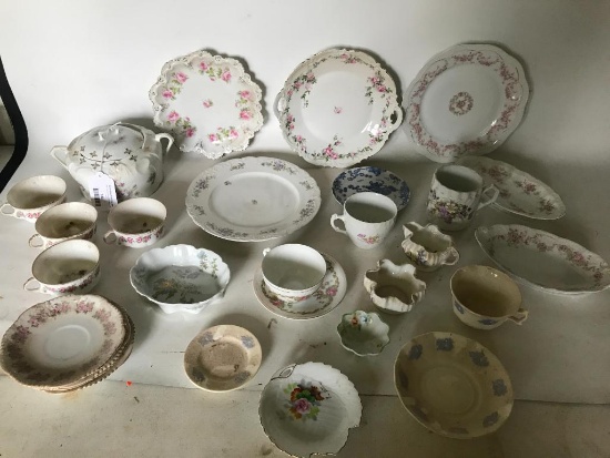 Group Of (20) Vintage Porcelain Pcs.