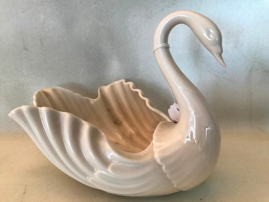 Lenox Large Swan