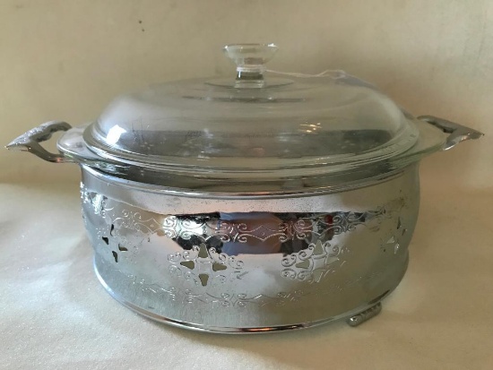 Pyrex 1.5 Qt. Casserole In Plated Frame