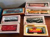 Bachman HO Scale Union Pacific Train Engine W/6 Cars In Boxes