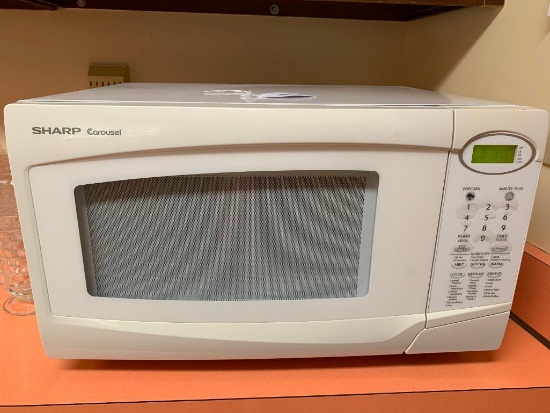 Sharp Carousel Microwave Oven