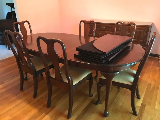 Kling Furniture Cherry Table & (6) Chairs