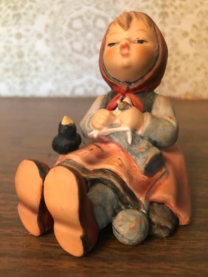 Hummel Figurine: "Happy Pastime"