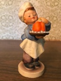 Hummel Figurine: 