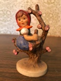 Hummel Figurine: 