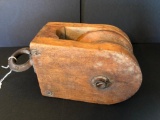 Primitive Barn Pulley