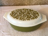 Vintage Pyrex Lidded 2.5 Qt. Casserole