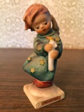 Hummel Figurine: 