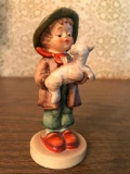 Hummel Figurine: 