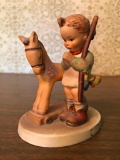 Hummel Figurine: 