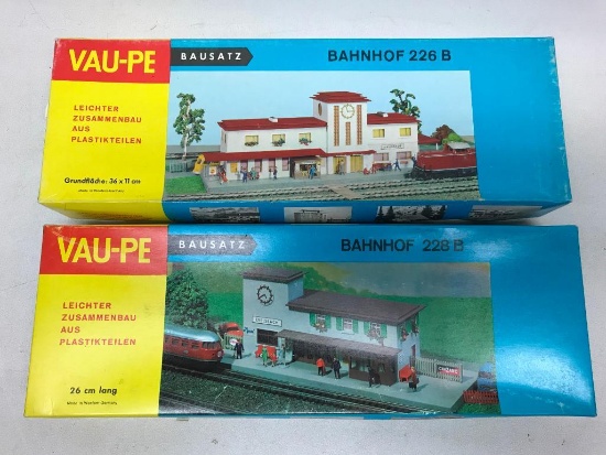 (2) HO Scale Vau-Pe Bausatz Buildings