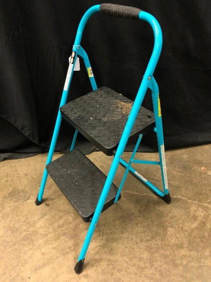 Cosco Fold-Up Step Ladder