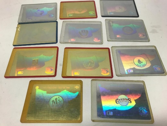 (11) 1992 Upper Deck Holographic Cards In Sleeves