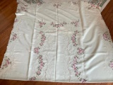 Fancy Oval Table Cloth
