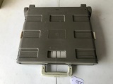 Folding Crate with Handle