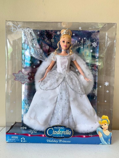 Walt Disney "Cinderella" Holiday Princess In Box