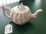 Hand Made, Bone China Tea Pot, Made in the Philippines