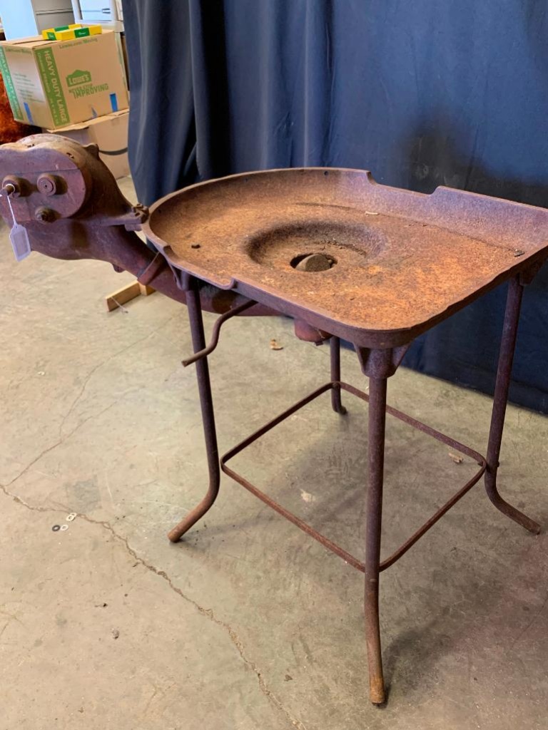 Vintage Blacksmith Forge By "Champion Blower & Forge" | Industrial  Machinery & Equipment Food & Beverage Service Commercial Kitchen Equipment  | Online Auctions | Proxibid