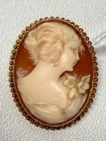 Beautiful Antique Shell Carved Cameo Pin In 10K Gold Frame