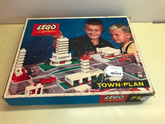 Vintage Lego Systems "Town Plan" In Original Box