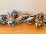 Vintage Oriental Child's Tea Set For (6)