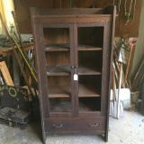Antique Mission Oak Design 2-Door Bookcase W/Drawer