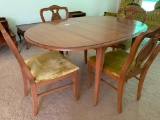 Dining Room Drop Leaf Table & (4) Matching Chairs