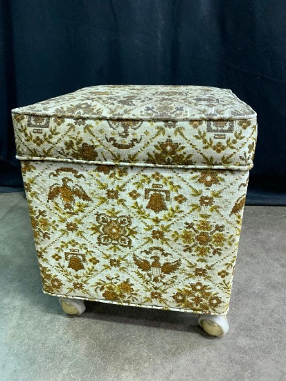 Sewing Stool with Storage Compartment Under Seat