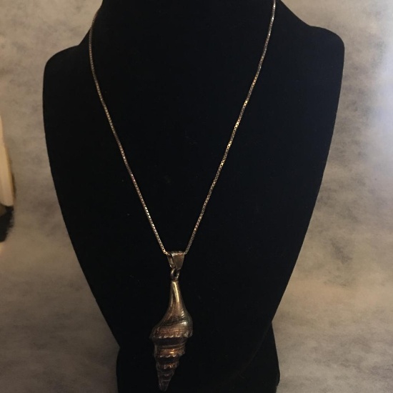 Sterling .925 Seashell Pendant & Chain
