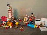 Group of Collectable Clown Figurines of all Types !!