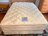 Full Size Seally Posturepedic Holloway Plush Pillowtop Mattress and Box Spring