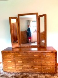 Broyhill, Triple Dresser with Mirror