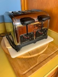 Hamilton Beach Toaster and Cutting Boards