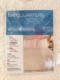 Living Quarters, Willowbrook, King Size Quilt in Original package