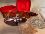 Lot of Kitchen/Glass Items