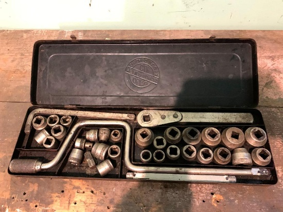 Duro, Vintage Socket Set in Metal Case