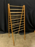 Wood Clothes Rack