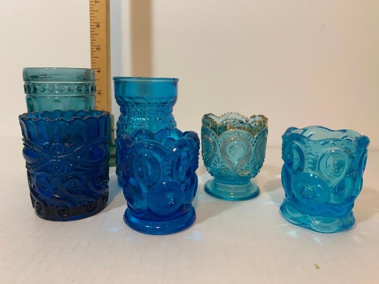 6 Piece Lot of Blue Glass Vases. The Tallest Item is 4"