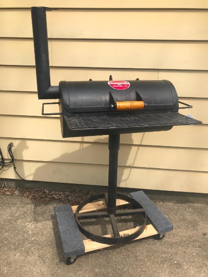 Texas BBQ Smoker with Accessories Made in Uvalde, Tx. This Item has Seen Little use - As Pictured