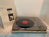 Technics SL-Q300 Turntable