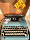 Smith Corona Typewriter in Case