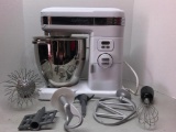 Cuisinart Large Stand Mixer with all Shown