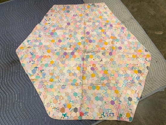 Small, 6 Sided Throw Quilt, 47" x 62"