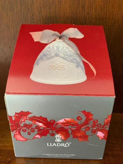 Lladro "2005 Christmas Bell" with Original Box. This has Never Been Out of the Box