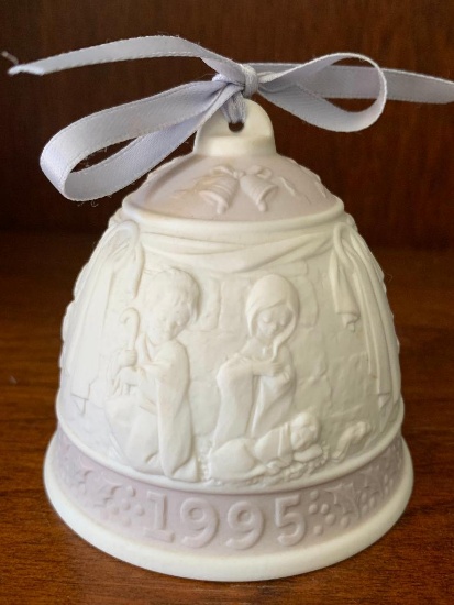 Lladro "1995 Christmas Bell" No Box Included. This is 3.5" Tall